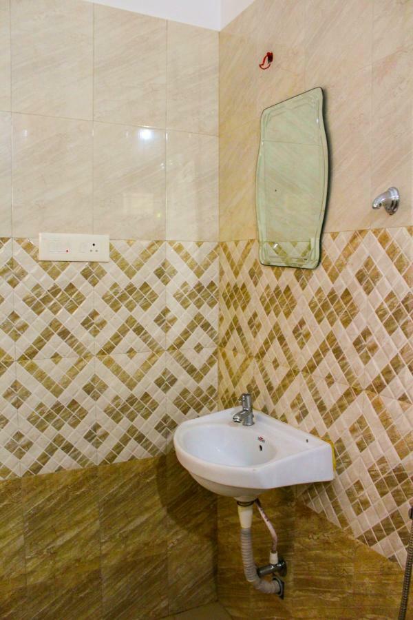 Irinjalakuda Magic Land Resorts Athirapally מראה חיצוני תמונה